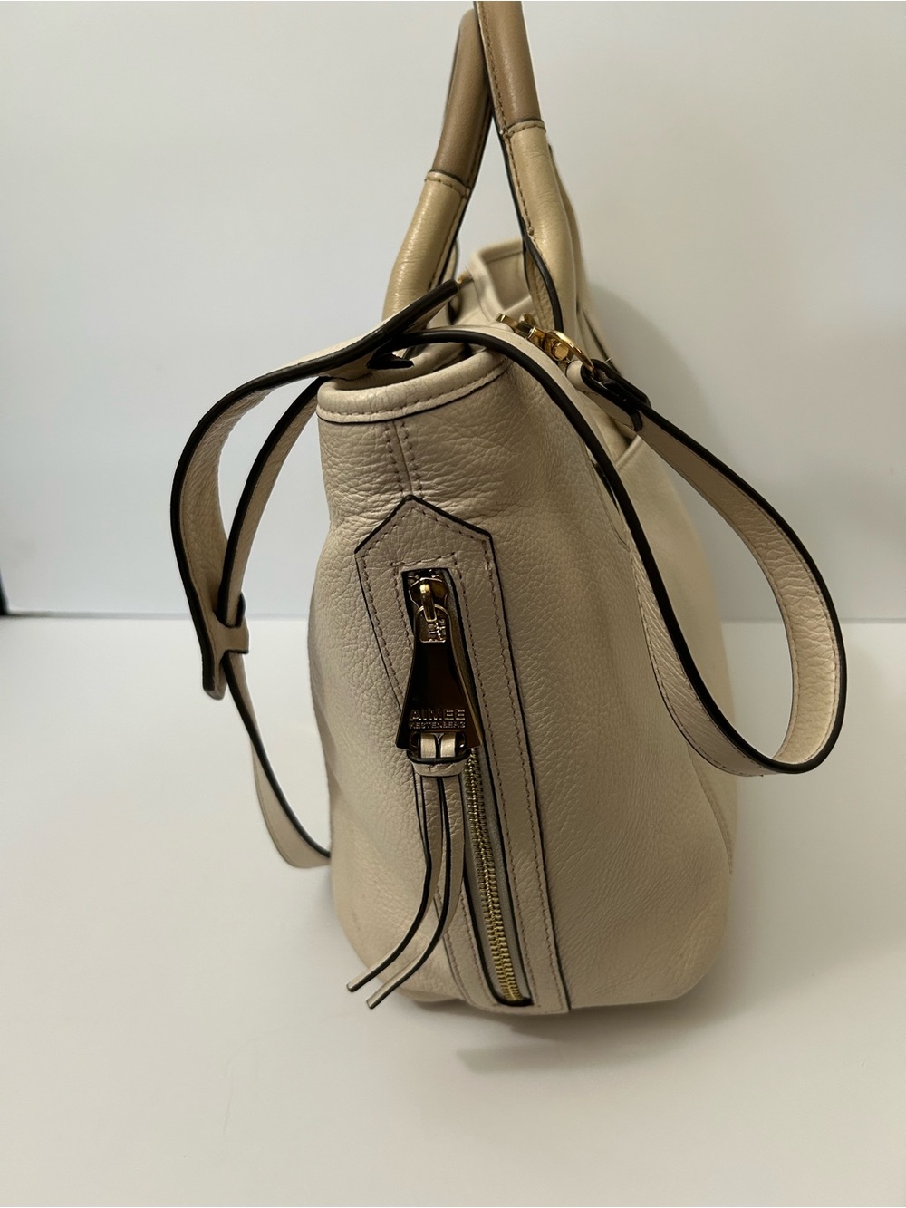 Aimee Kestenberg Pebbled Cream Leather Satchel/Crossbody with Gold Hardware - Picture 4 of 16